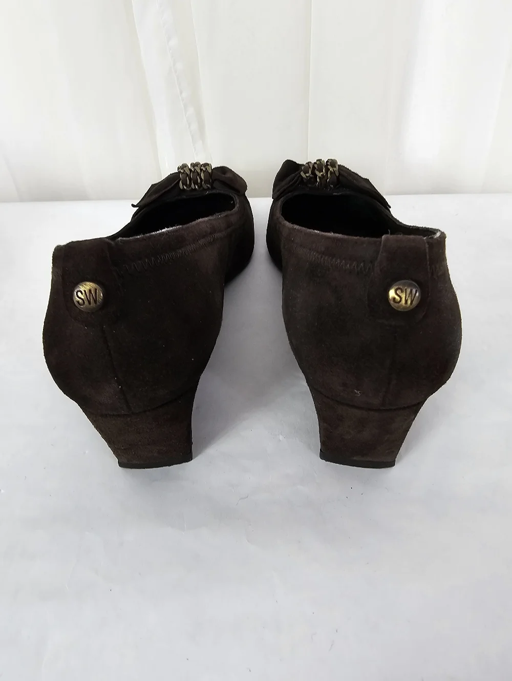 Stuart Weitzman Frobozzie Brown Cola Suede Pleated Wedge Pumps Preppy 90s 8.5 - Picture 8 of 13